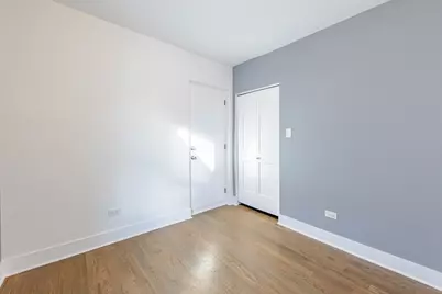 2038 E 73rd Street, Chicago, IL 60649 - Photo 17