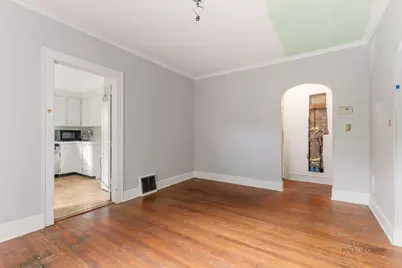 117 E Washington Avenue, Lake Bluff, IL 60044 - Photo 9