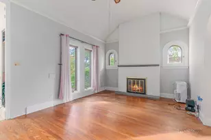 117 E Washington Ave, Lake Bluff, IL 60044 - Photo 5