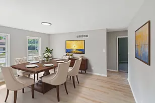 823 Bradoc St, Chicago Heights, IL 60411 - Photo 9