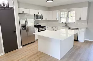 823 Bradoc St, Chicago Heights, IL 60411 - Photo 5