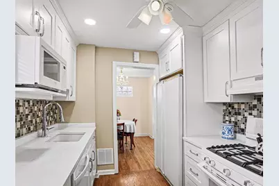 2536 W 102nd Place, Chicago, IL 60655 - Photo 7