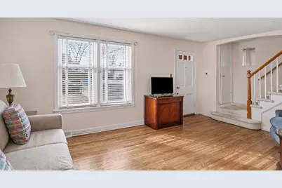 2536 W 102nd Place, Chicago, IL 60655 - Photo 3