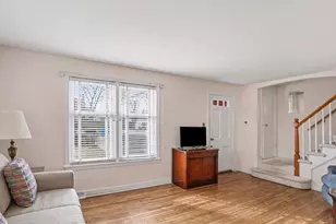 2536 W 102nd Pl, Chicago, IL 60655 - Photo 3