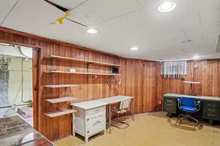 2536 W 102nd Pl, Chicago, IL 60655 - Photo 13