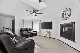 16488 Barton Ln, Oak Forest, IL 60452 - Photo 23