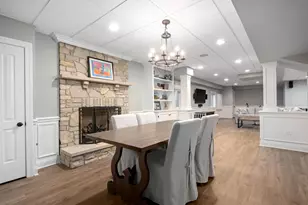 236 Holmes Ave, Clarendon Hills, IL 60514 - Photo 27