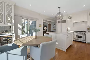 236 Holmes Ave, Clarendon Hills, IL 60514 - Photo 7