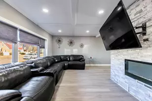 5227 S Neenah Ave, Chicago, IL 60638 - Photo 5