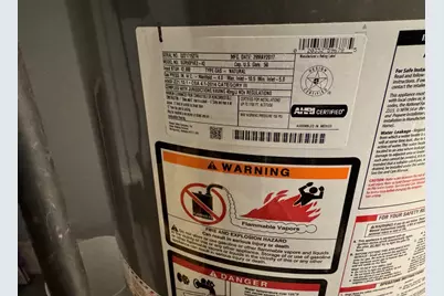 8544 S Essex Avenue, Chicago, IL 60617 - Photo 29