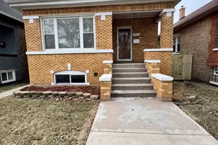 8544 S Essex Ave, Chicago, IL 60617 - Photo 1