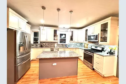 8544 S Essex Avenue, Chicago, IL 60617 - Photo 11