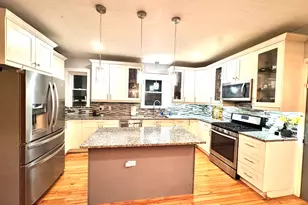 8544 S Essex Ave, Chicago, IL 60617 - Photo 11