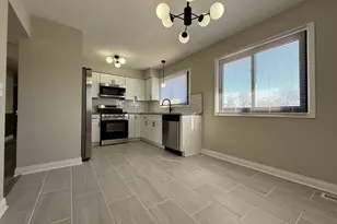 133 Deerpath Rd, Matteson, IL 60443 - Photo 7