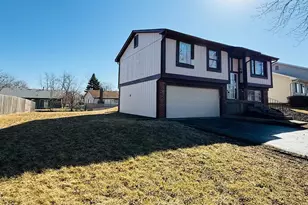 133 Deerpath Rd, Matteson, IL 60443 - Photo 3