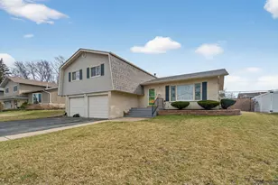 6331 Arcadia Dr, Tinley Park, IL 60477 - Photo 1