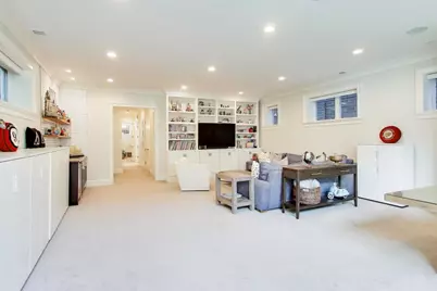 2935 N Seeley Avenue, Chicago, IL 60618 - Photo 41