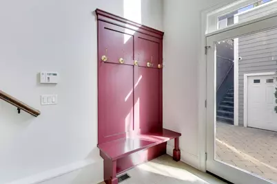 2935 N Seeley Avenue, Chicago, IL 60618 - Photo 17