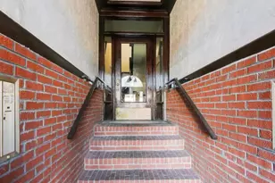 1221 E 53rd St, Chicago, IL 60615 - Photo 3