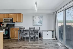 345 Redwing Dr, Bolingbrook, IL 60440 - Photo 5