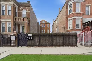 2420 S Sawyer Ave, Chicago, IL 60623 - Photo 39