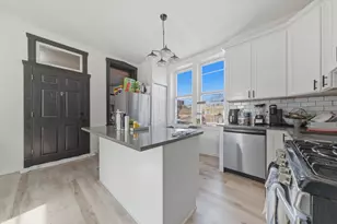 2420 S Sawyer Ave, Chicago, IL 60623 - Photo 19