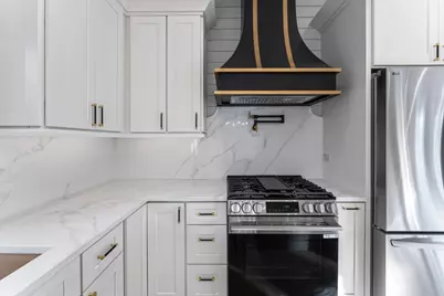 700 Florence Drive, Park Ridge, IL 60068 - Photo 9