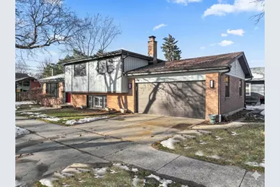700 Florence Drive, Park Ridge, IL 60068 - Photo 1