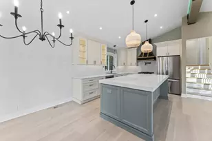 700 Florence Dr, Park Ridge, IL 60068 - Photo 17