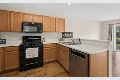 961 Sumac Court, Lindenhurst, IL 60046 - Photo 3