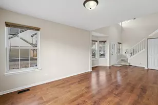 961 Sumac Ct, Lindenhurst, IL 60046 - Photo 11