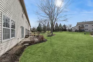 961 Sumac Ct, Lindenhurst, IL 60046 - Photo 21