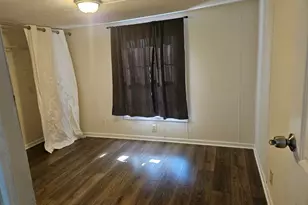 3316 Pace St, Park City, IL 60085 - Photo 7