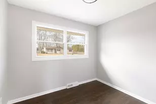 39525 N Highview Dr, Antioch, IL 60002 - Photo 17