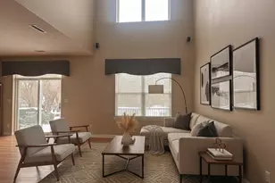 2925 Pleasant Plains Dr, Saint Charles, IL 60175 - Photo 3