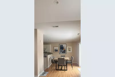 2925 Pleasant Plains Drive #2925, Saint Charles, IL 60175 - Photo 5