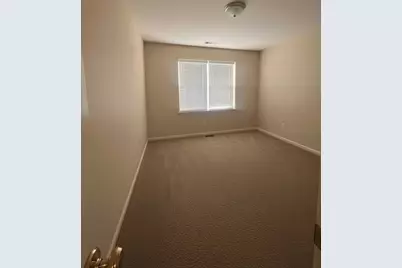 2925 Pleasant Plains Drive #2925, Saint Charles, IL 60175 - Photo 9