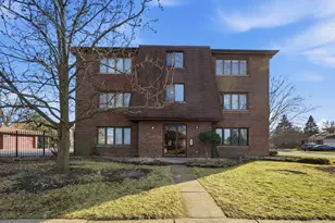 7535 Tiffany Dr, Orland Park, IL 60462 - Photo 1