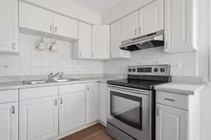 7535 Tiffany Dr, Orland Park, IL 60462 - Photo 15