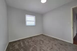 331 Lawn Terrace, Round Lake, IL 60073 - Photo 11