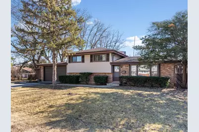 6429 W 114th Street, Worth, IL 60482 - Photo 1