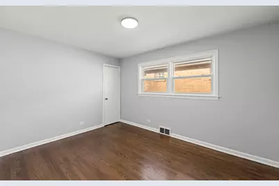 4635 S Keating Avenue, Chicago, IL 60632 - Photo 11