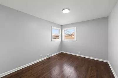 4635 S Keating Avenue, Chicago, IL 60632 - Photo 9