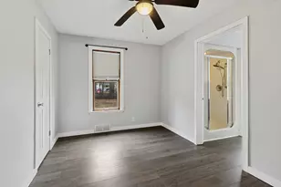 139 Elm St, Dekalb, IL 60115 - Photo 7