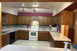 2317 Hess Dr, Crest Hill, IL 60403 - Photo 7