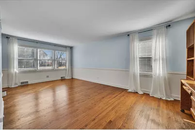 634 N Dryden Avenue, Arlington Heights, IL 60004 - Photo 3