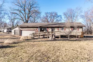 318 W Main St, Braceville, IL 60407 - Photo 1