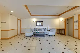 8711 W Bryn Mawr Ave, Chicago, IL 60631 - Photo 3