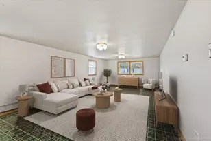 8855 S Richmond Ave, Evergreen Park, IL 60805 - Photo 19