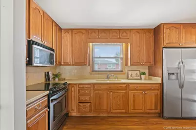 8855 S Richmond Avenue, Evergreen Park, IL 60805 - Photo 11